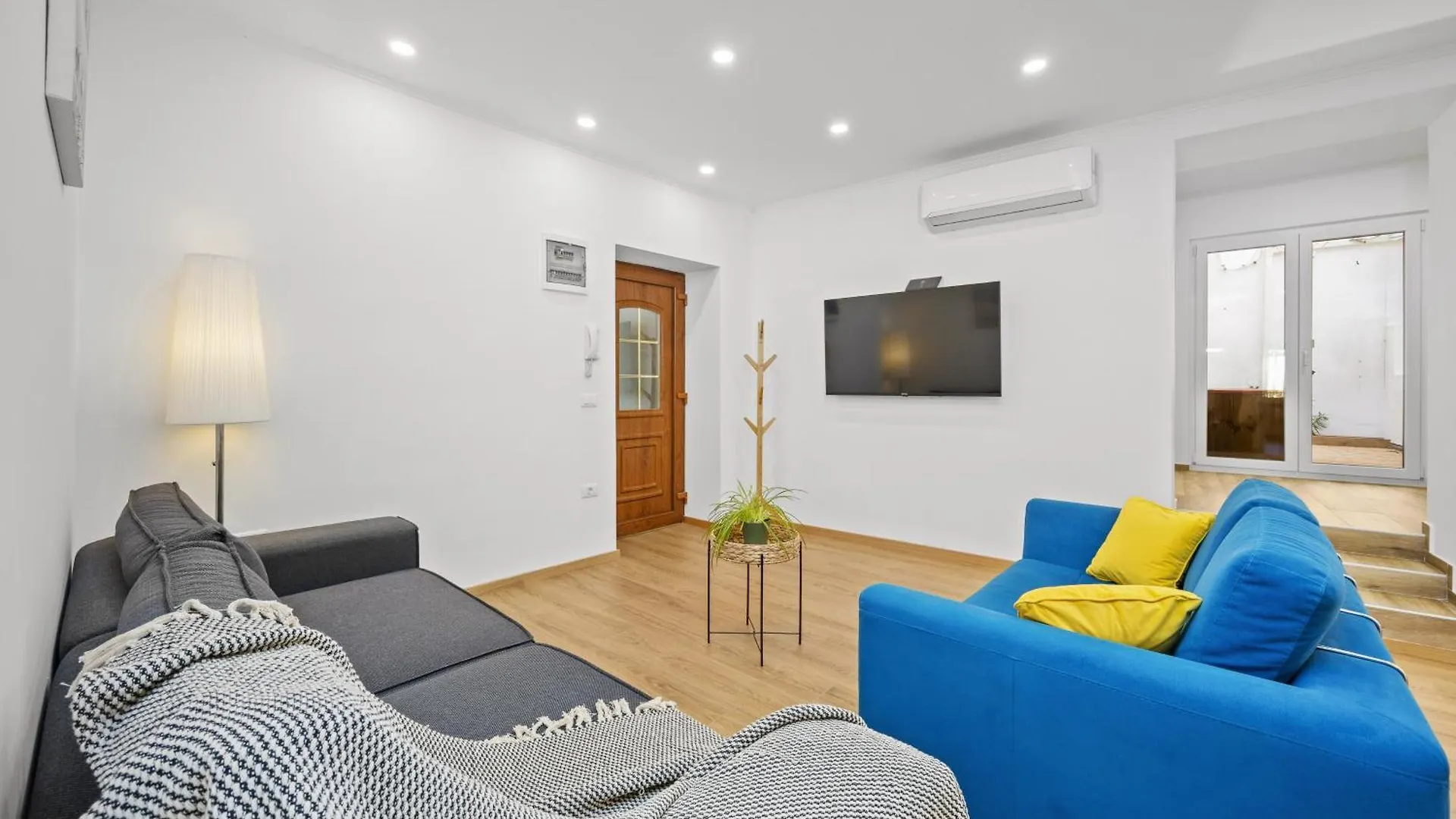 Old Tower Center Apartment 2 Pula Croatia